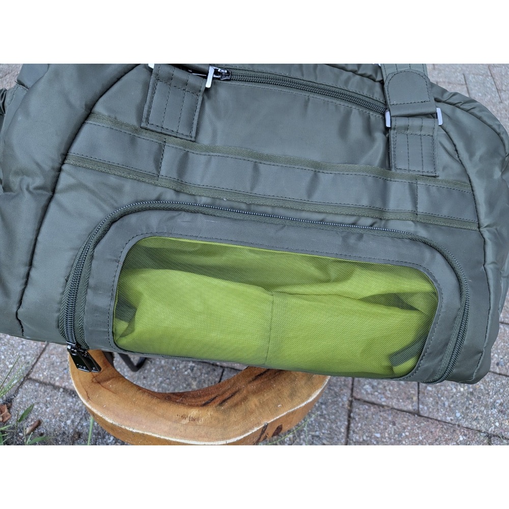 LUG Propeller Gym Overnight Weekend Carry On Duffle Bag Olive Green Shoe Storage - Picture 3 of 5